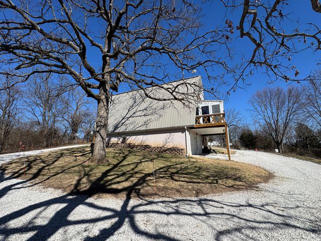 17140 S 1457 Road, Stockton, MO 65785