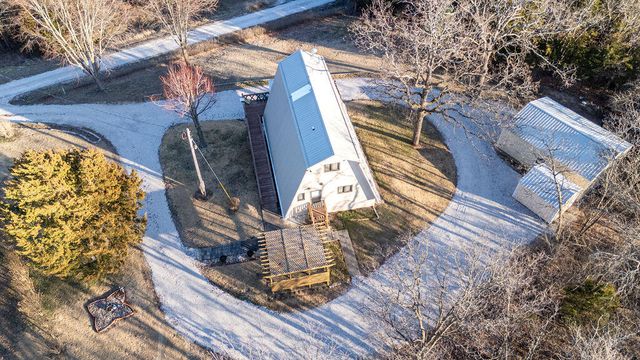 17140 S 1457 Road, Stockton, MO 65785