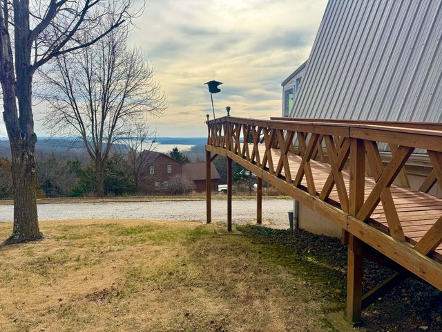 17140 S 1457 Road, Stockton, MO 65785