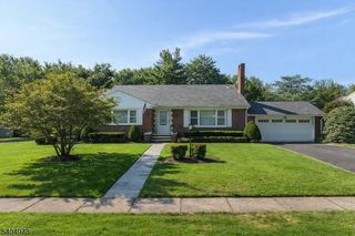 117 Yantacaw Brook Rd, Montclair Twp., NJ 07043