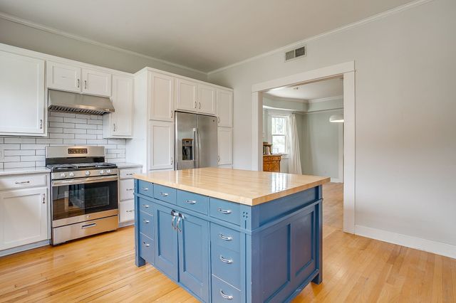 1805 Alston Avenue, Fort Worth, TX 76110