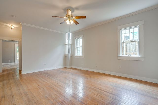 1805 Alston Avenue, Fort Worth, TX 76110