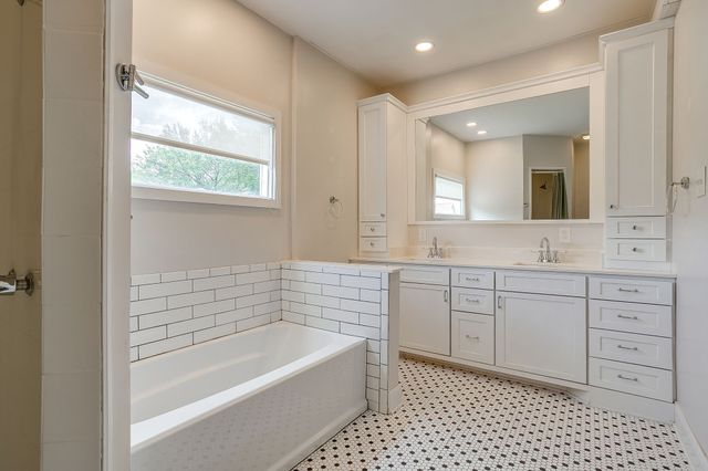 1805 Alston Avenue, Fort Worth, TX 76110
