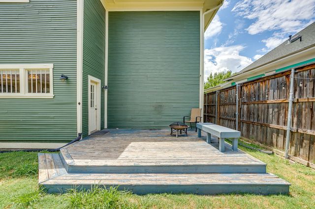 1805 Alston Avenue, Fort Worth, TX 76110