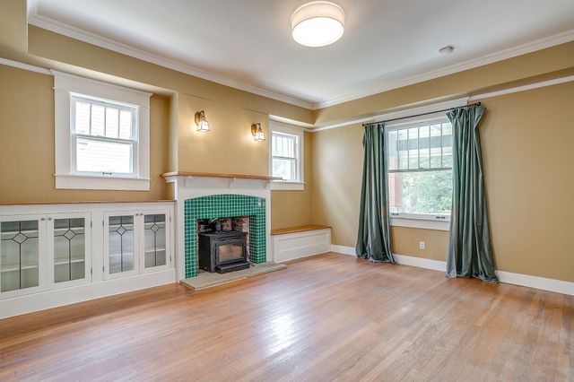 1805 Alston Avenue, Fort Worth, TX 76110