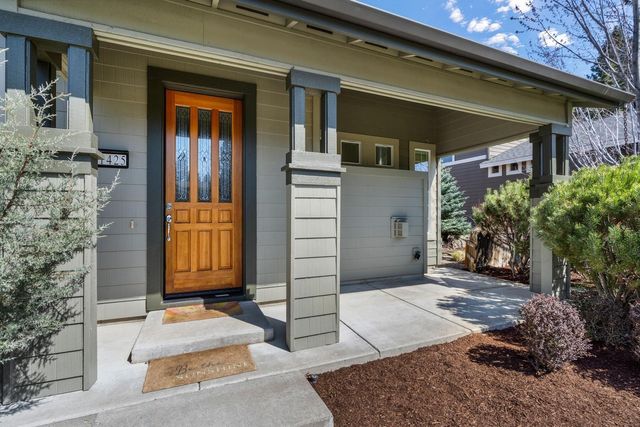 61425 Davis Lake Loop, Bend, OR 97702