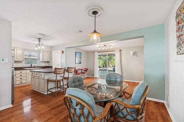 805 N LINCOLN AVENUE, Tampa, FL 33609