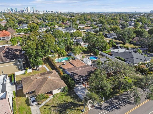 805 N LINCOLN AVENUE, Tampa, FL 33609