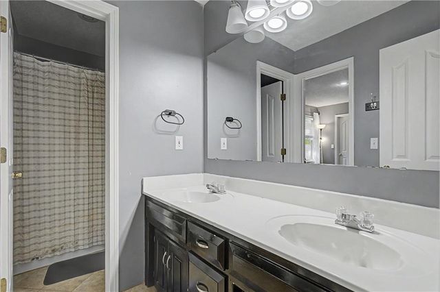 7228 Widmer Road, Shawnee, KS 66216