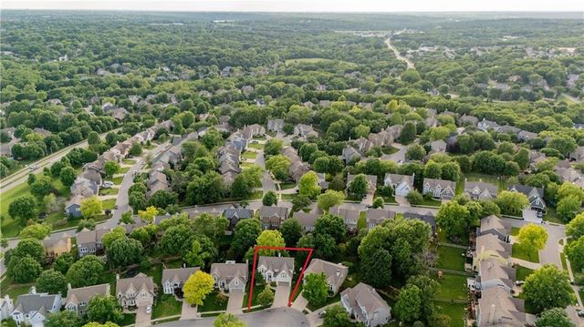 7228 Widmer Road, Shawnee, KS 66216