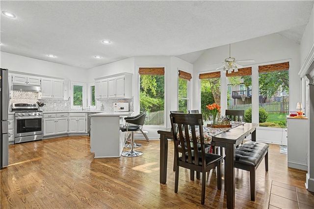 7228 Widmer Road, Shawnee, KS 66216
