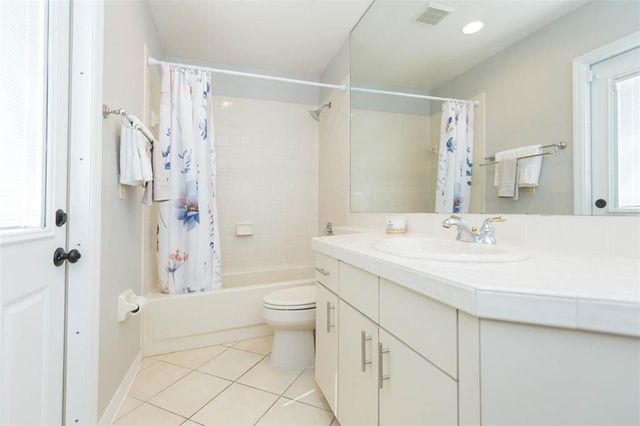 16502 WINDSOR PARK DRIVE, Lutz, FL 33549