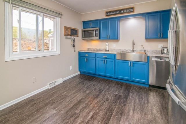 1509 Hillside LANE, Watertown, WI 53098