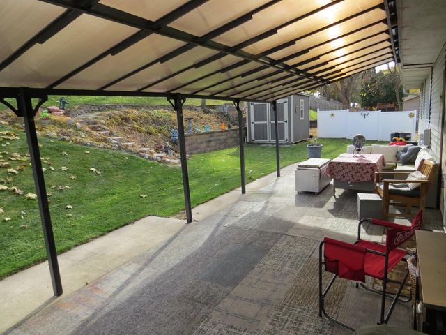 1509 Hillside LANE, Watertown, WI 53098