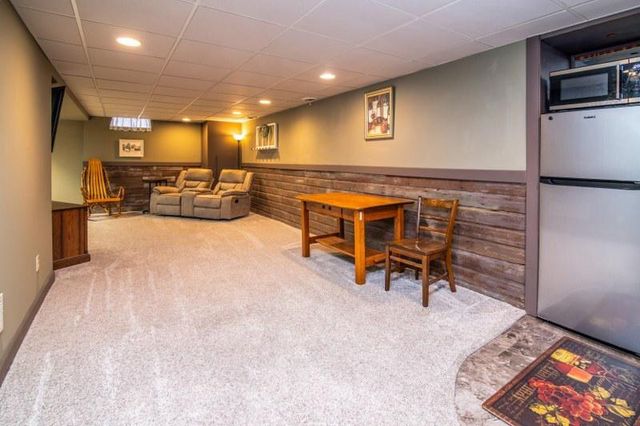 1509 Hillside LANE, Watertown, WI 53098