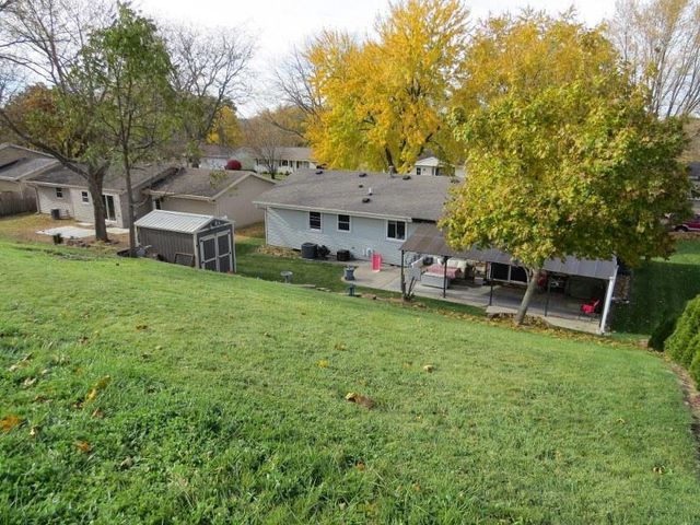 1509 Hillside LANE, Watertown, WI 53098