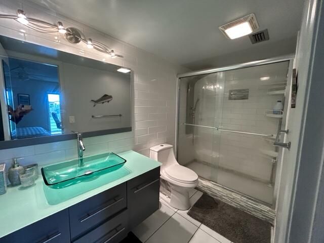 3601 Inverrary Drive 306, Lauderhill, FL 33319