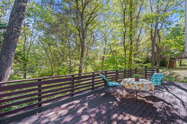 1804 N SOUTHEAST TRAILS, Columbia, MO 65202