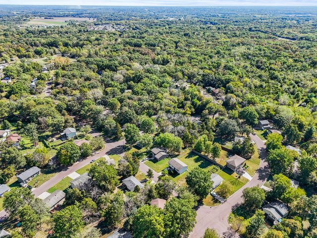 1804 N SOUTHEAST TRAILS, Columbia, MO 65202