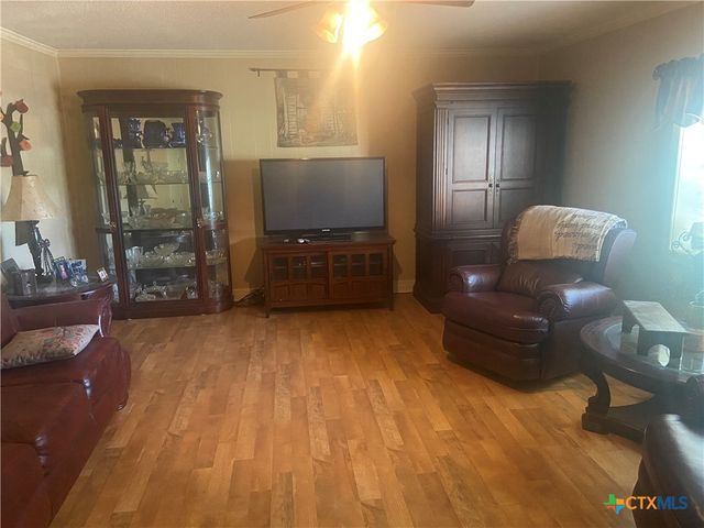 1002 Magnolia Street, Belton, TX 76513