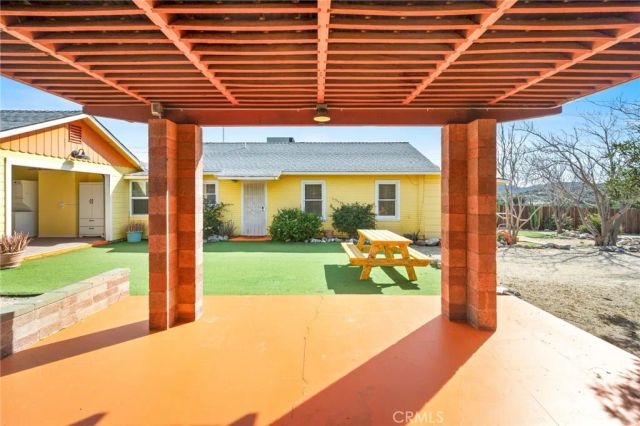 49570 Park Avenue, Morongo Valley, CA 92256