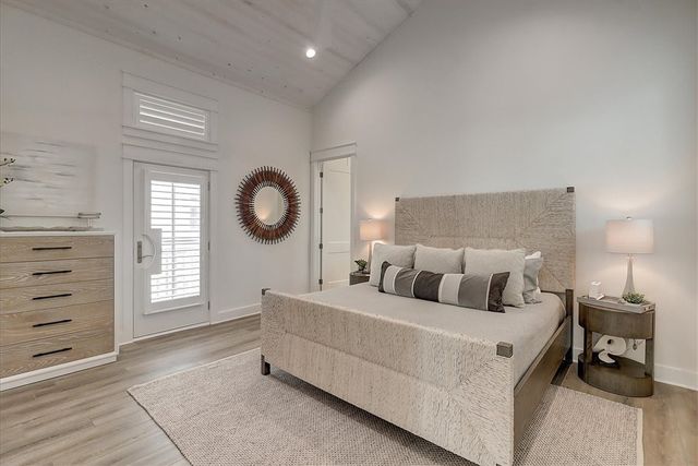 204 Round Road, Port Aransas, TX 78373