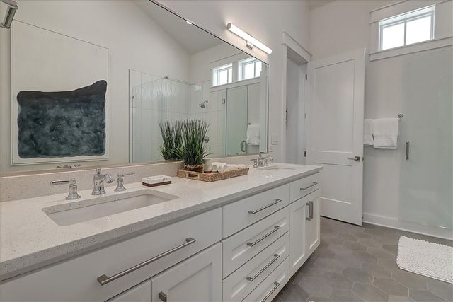 204 Round Road, Port Aransas, TX 78373