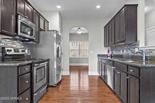 290 Adams Circle, Pinehurst, NC 28374