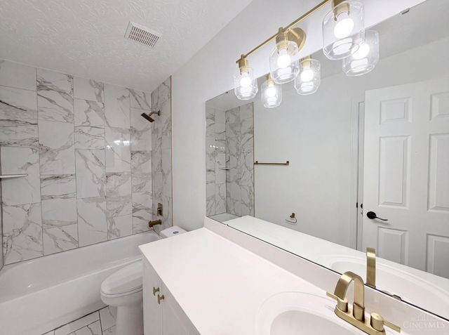 9212 Cedar Gate Drive, Deerfield Twp., OH 45140
