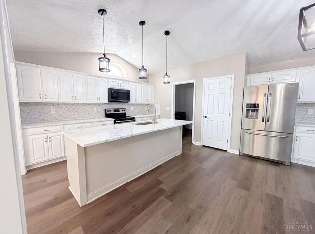 9212 Cedar Gate Drive, Deerfield Twp., OH 45140