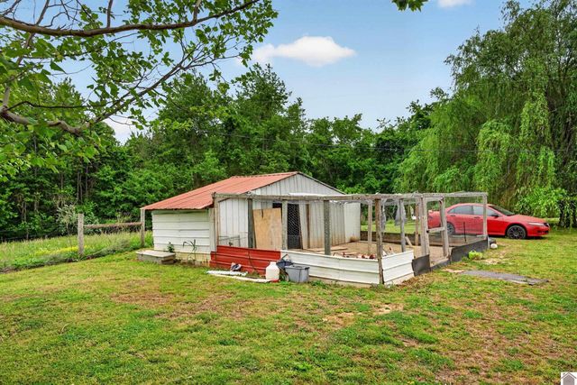 318 Brasher Rd, Kuttawa, KY 42055