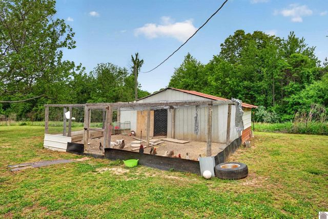 318 Brasher Rd, Kuttawa, KY 42055