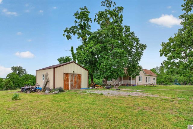 318 Brasher Rd, Kuttawa, KY 42055