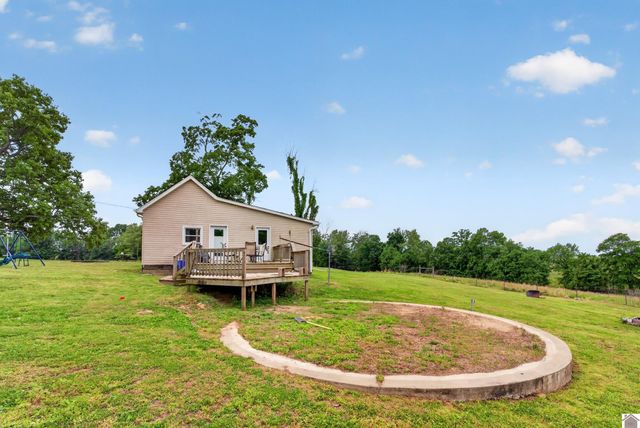 318 Brasher Rd, Kuttawa, KY 42055
