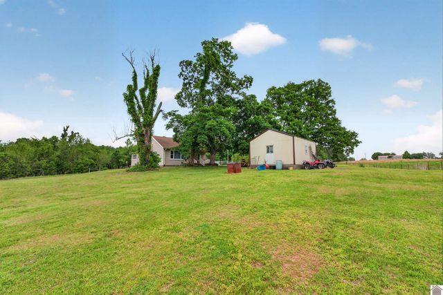 318 Brasher Rd, Kuttawa, KY 42055