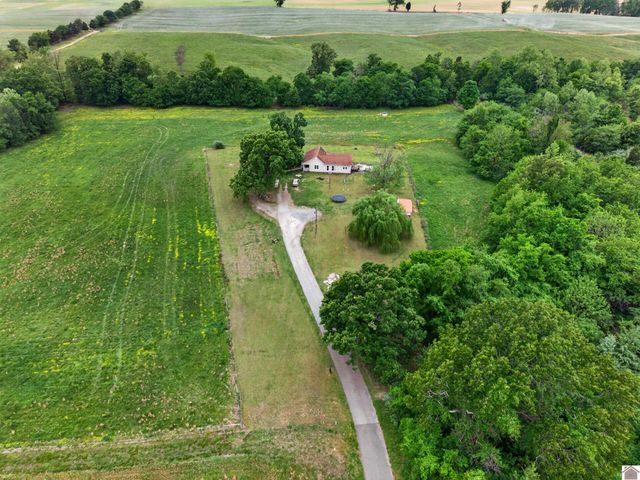 318 Brasher Rd, Kuttawa, KY 42055