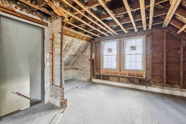 99 Depot Street, Hartford, VT 05001