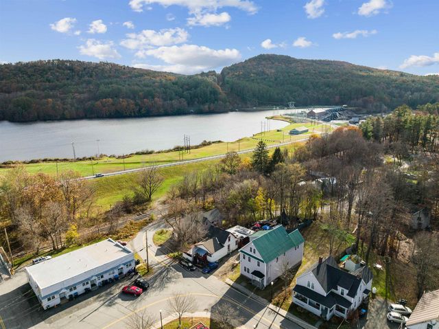 99 Depot Street, Hartford, VT 05001