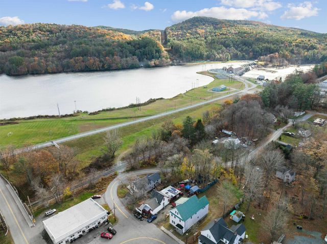 99 Depot Street, Hartford, VT 05001