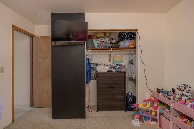 2048 SARA-LYNN ROAD, Fairbanks, AK 99712