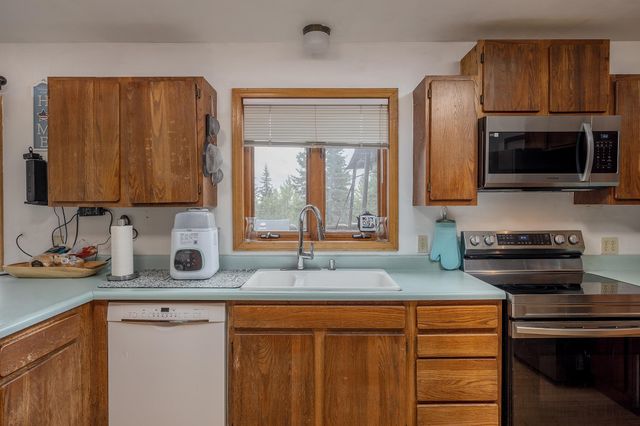 2048 SARA-LYNN ROAD, Fairbanks, AK 99712