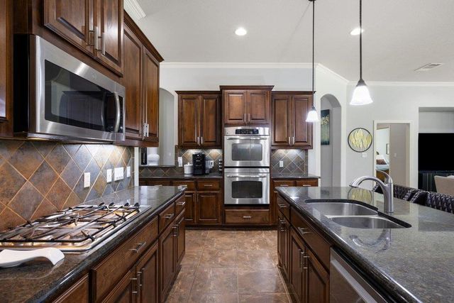 2006 Westvalley PL, Round Rock, TX 78665