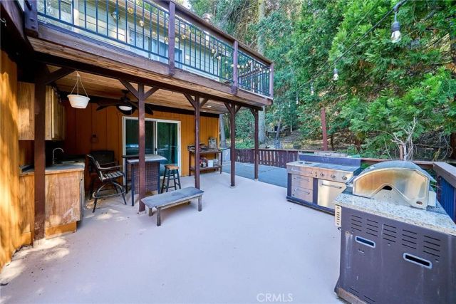 23891 Lakeview, Crestline, CA 92325