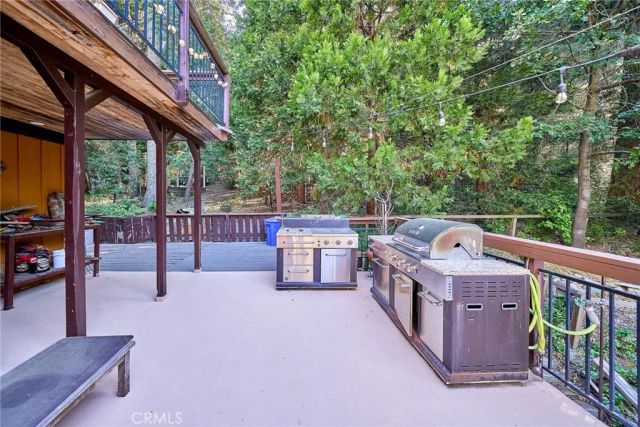 23891 Lakeview, Crestline, CA 92325