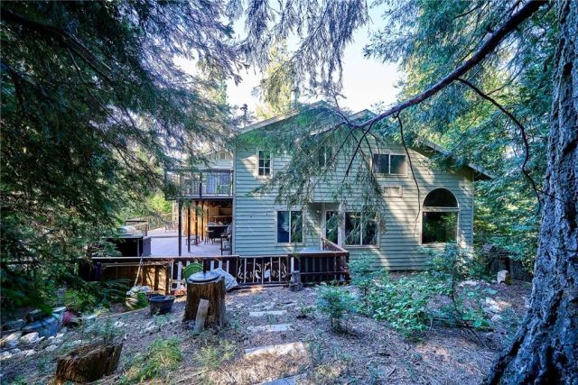 23891 Lakeview, Crestline, CA 92325