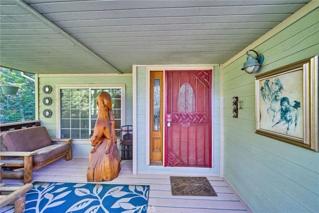 23891 Lakeview, Crestline, CA 92325