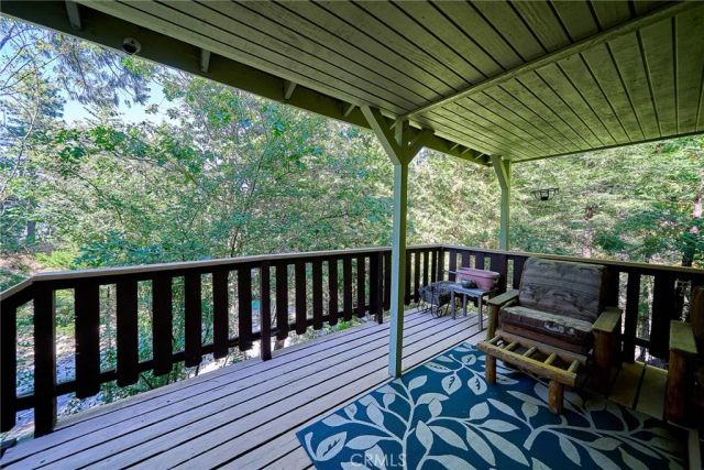 23891 Lakeview, Crestline, CA 92325
