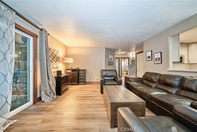 23891 Lakeview, Crestline, CA 92325