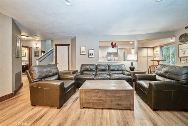 23891 Lakeview, Crestline, CA 92325