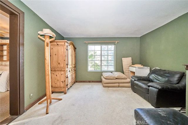 23891 Lakeview, Crestline, CA 92325